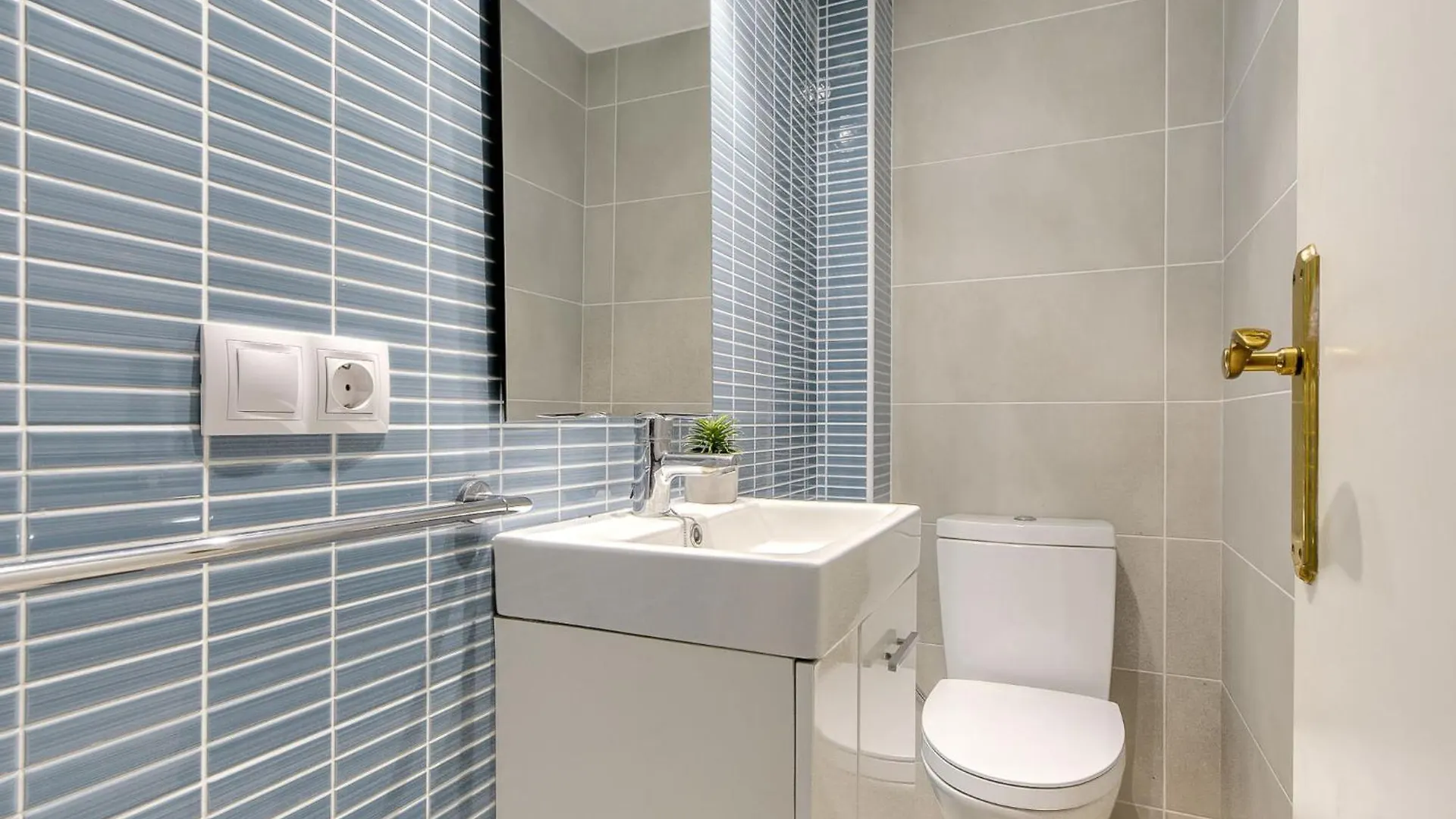 Apartment Platja De Roses-2 By Interhome
